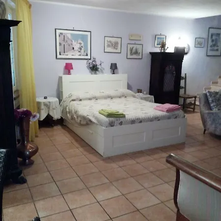Gatto Matto Bed & Breakfast *